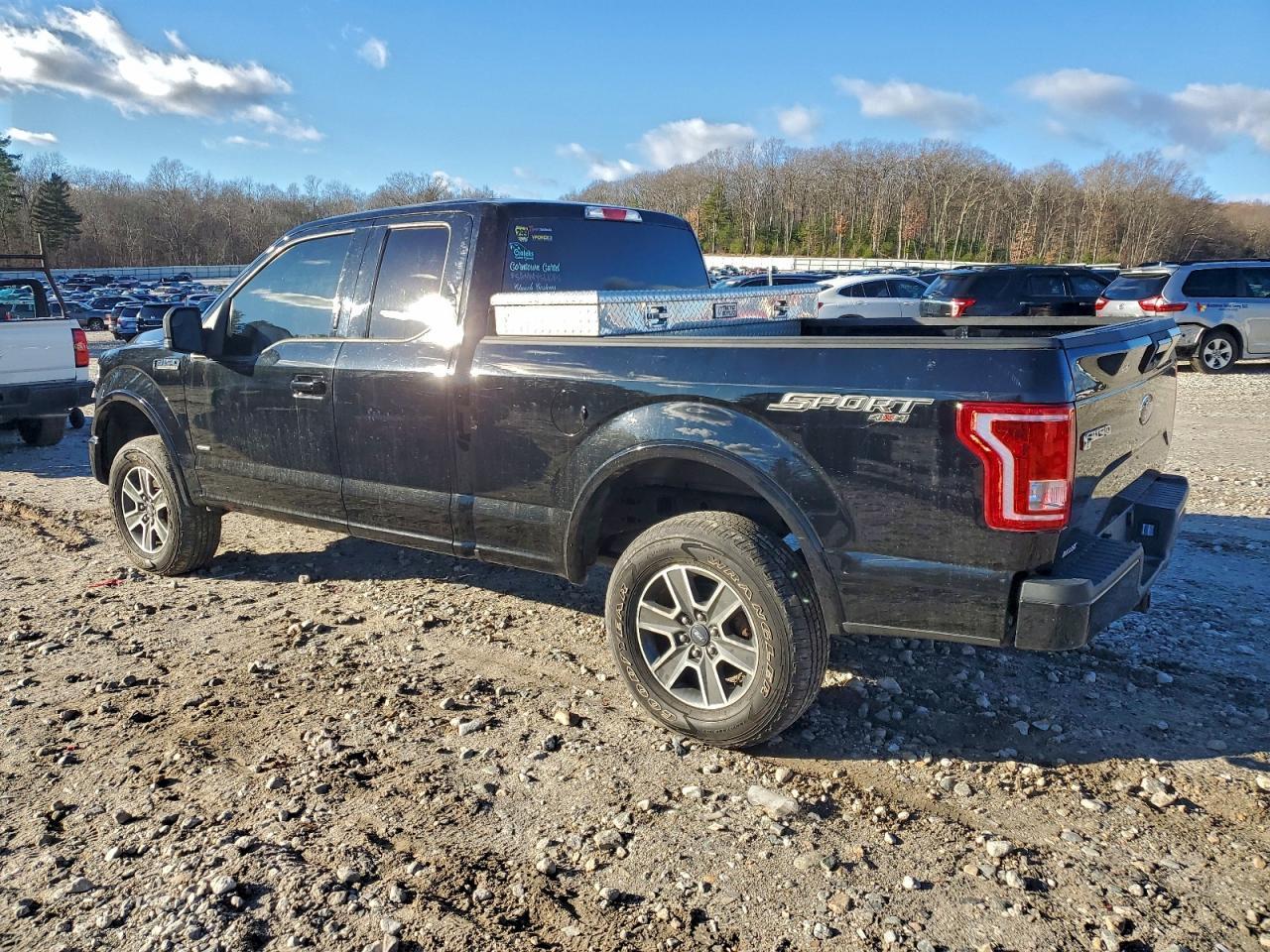 2016 Ford F150 Super Cab - Фото 2