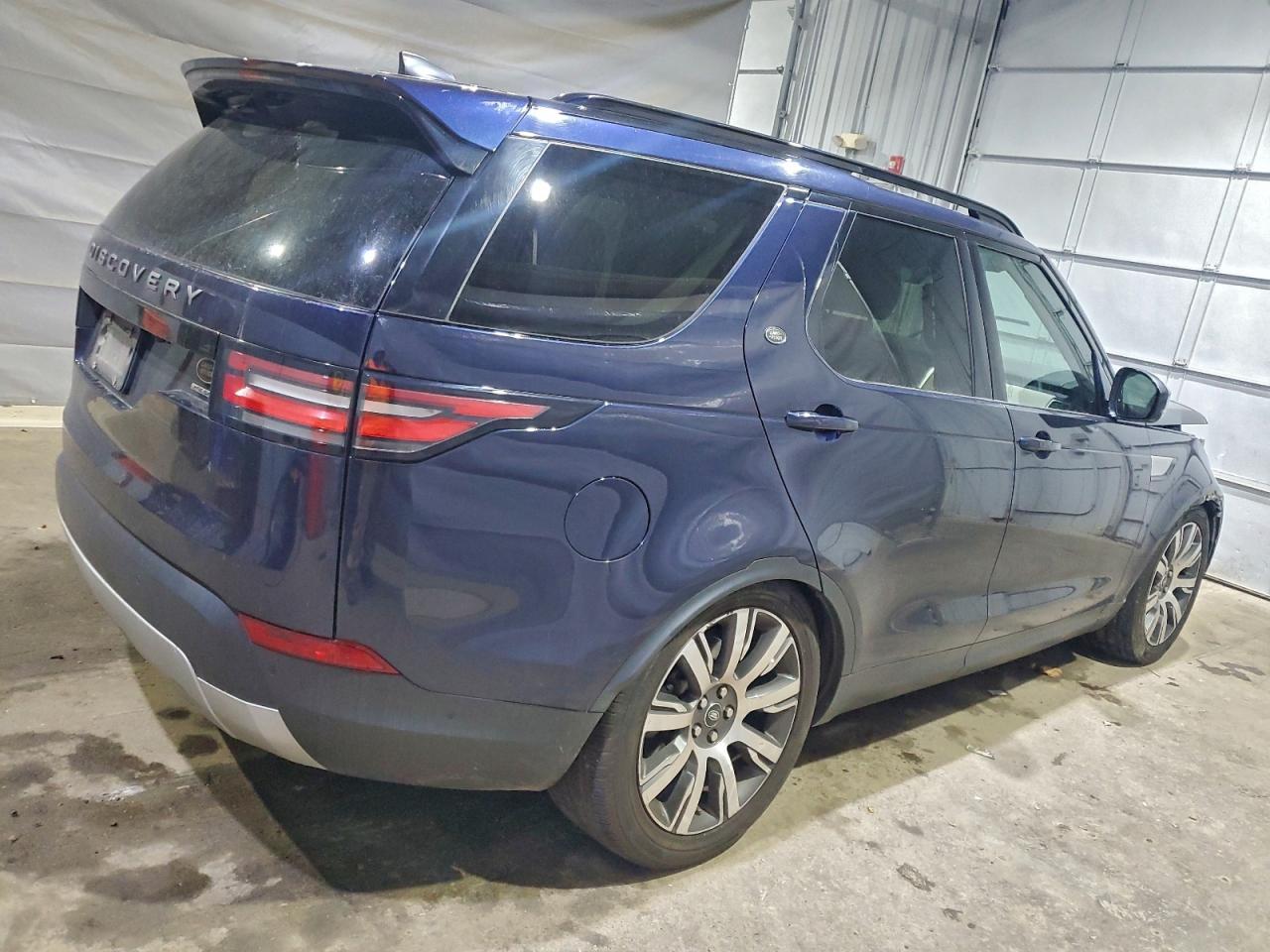 2019 Land Rover Discovery Hse - Фото 3