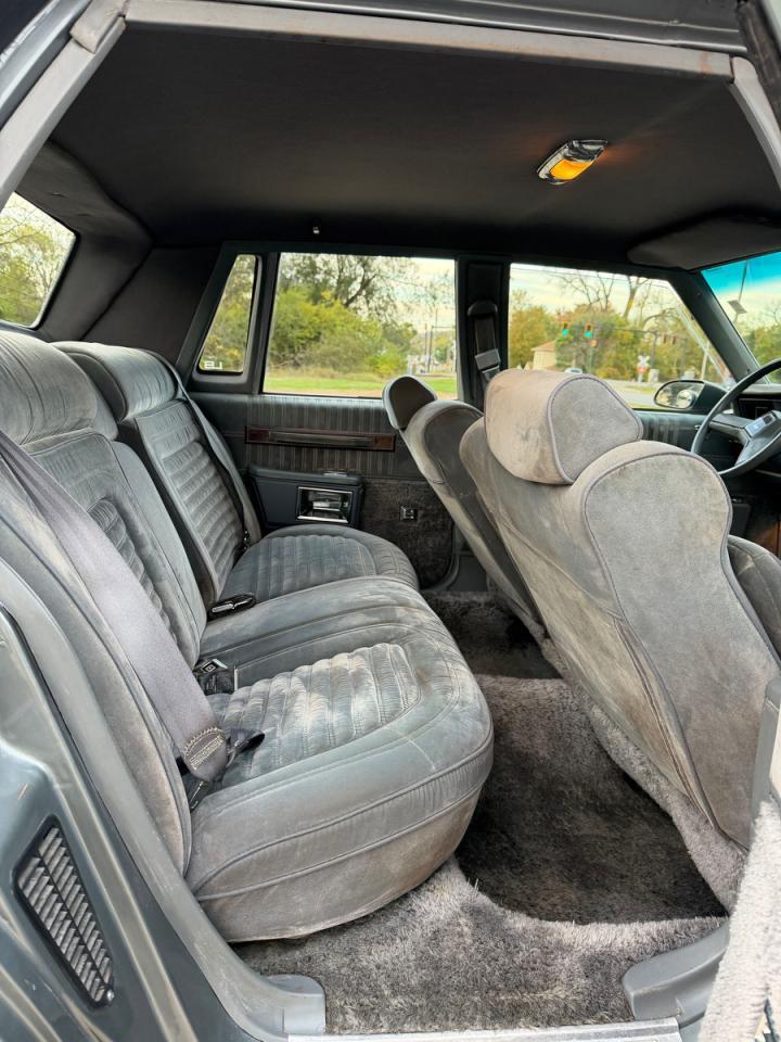 1989 Chevrolet Caprice Classic Brougham - Фото 6