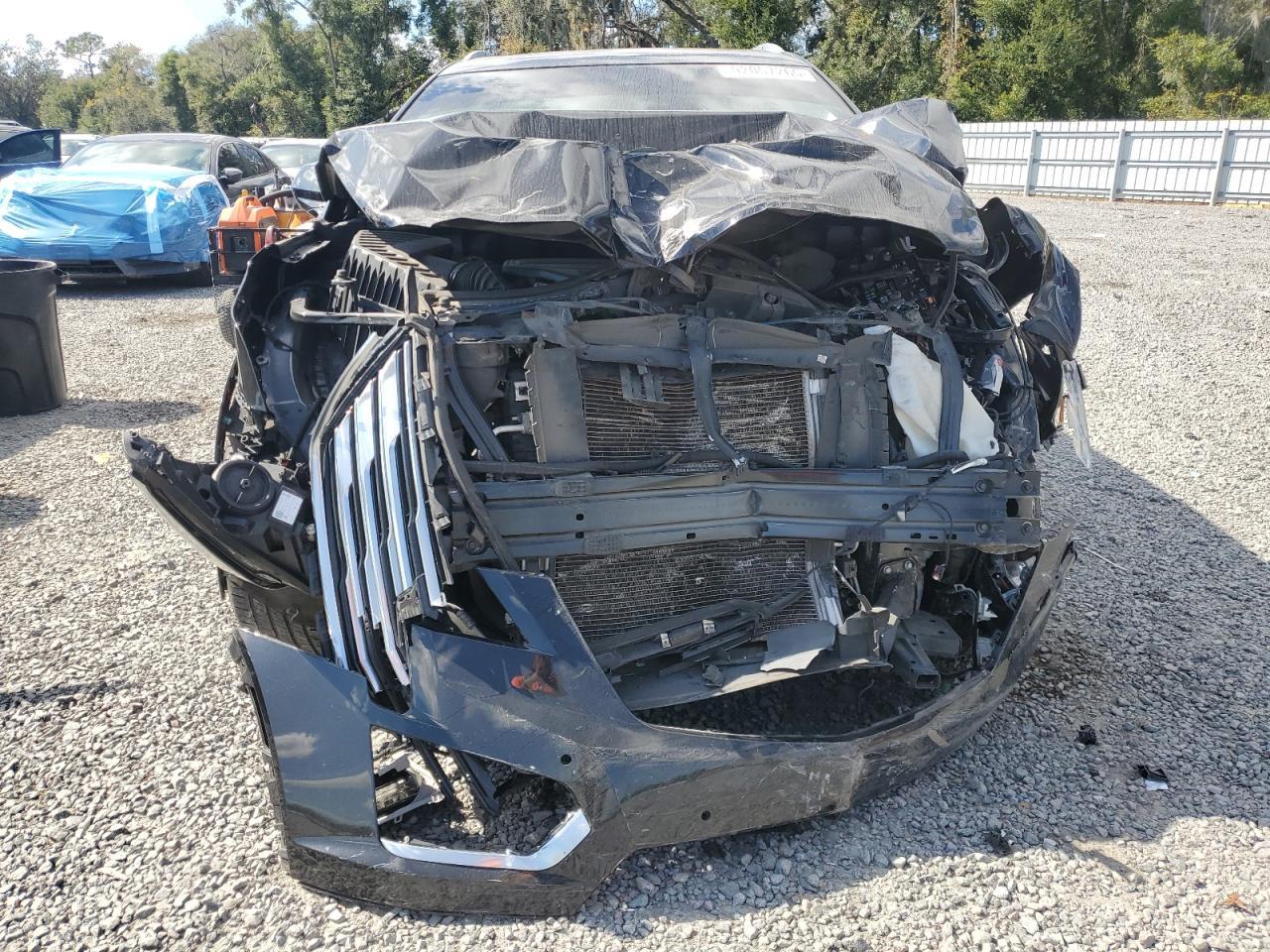 2017 Cadillac Xt5 Luxury - Image 5