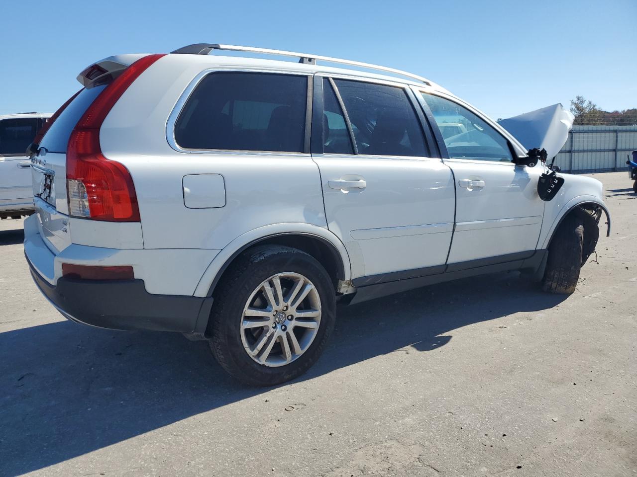 2010 Volvo Xc90 3.2 - Image 3