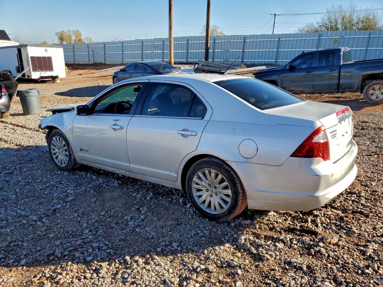 2010 Ford Fusion Hybrid - Фото 2