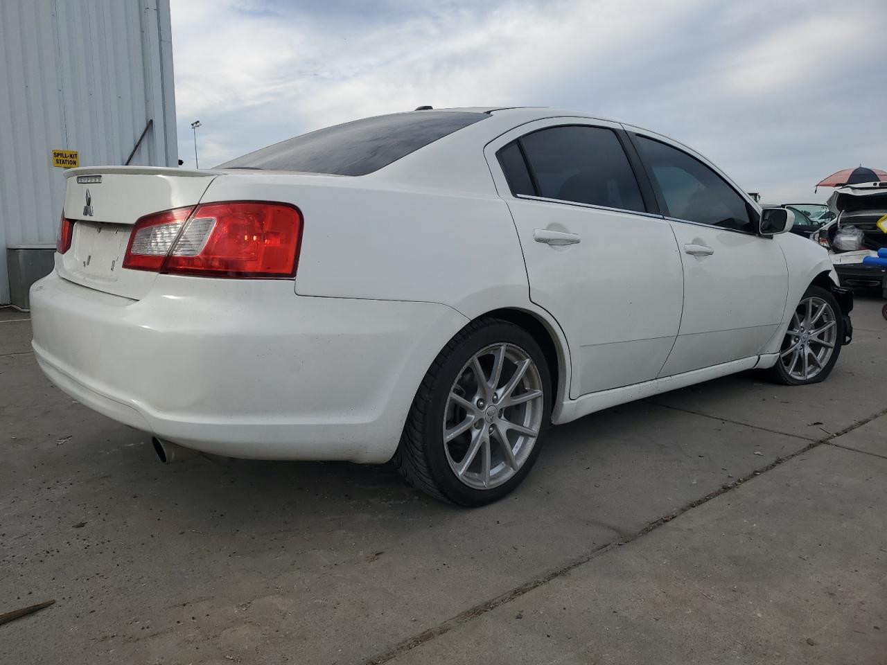2012 Mitsubishi Galant Es - Фото 3