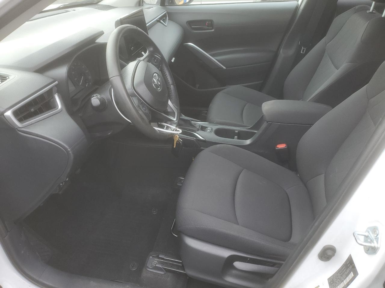 2023 Toyota Corolla Cross Le - Image 7