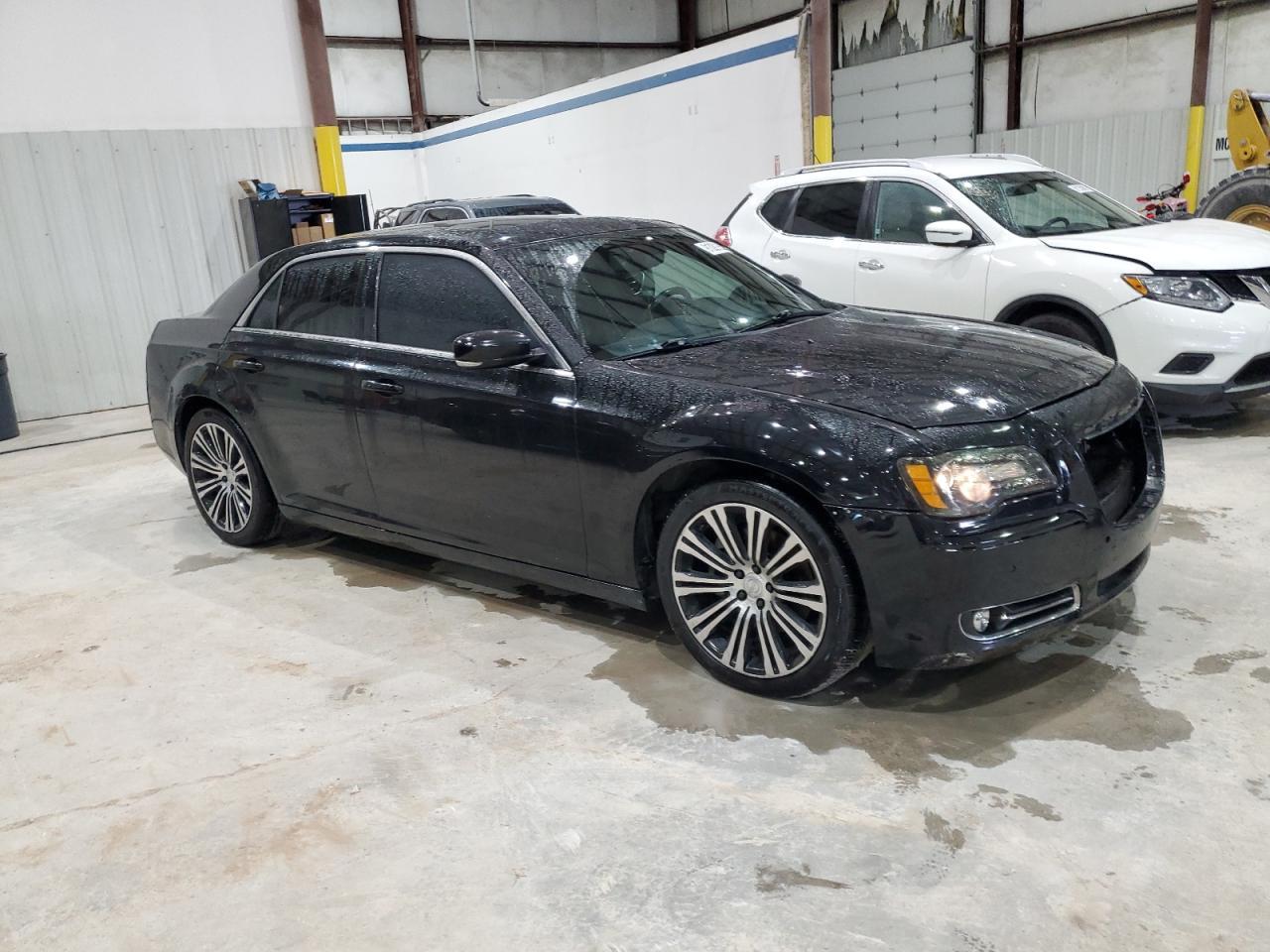2013 Chrysler 300 S - Image 4