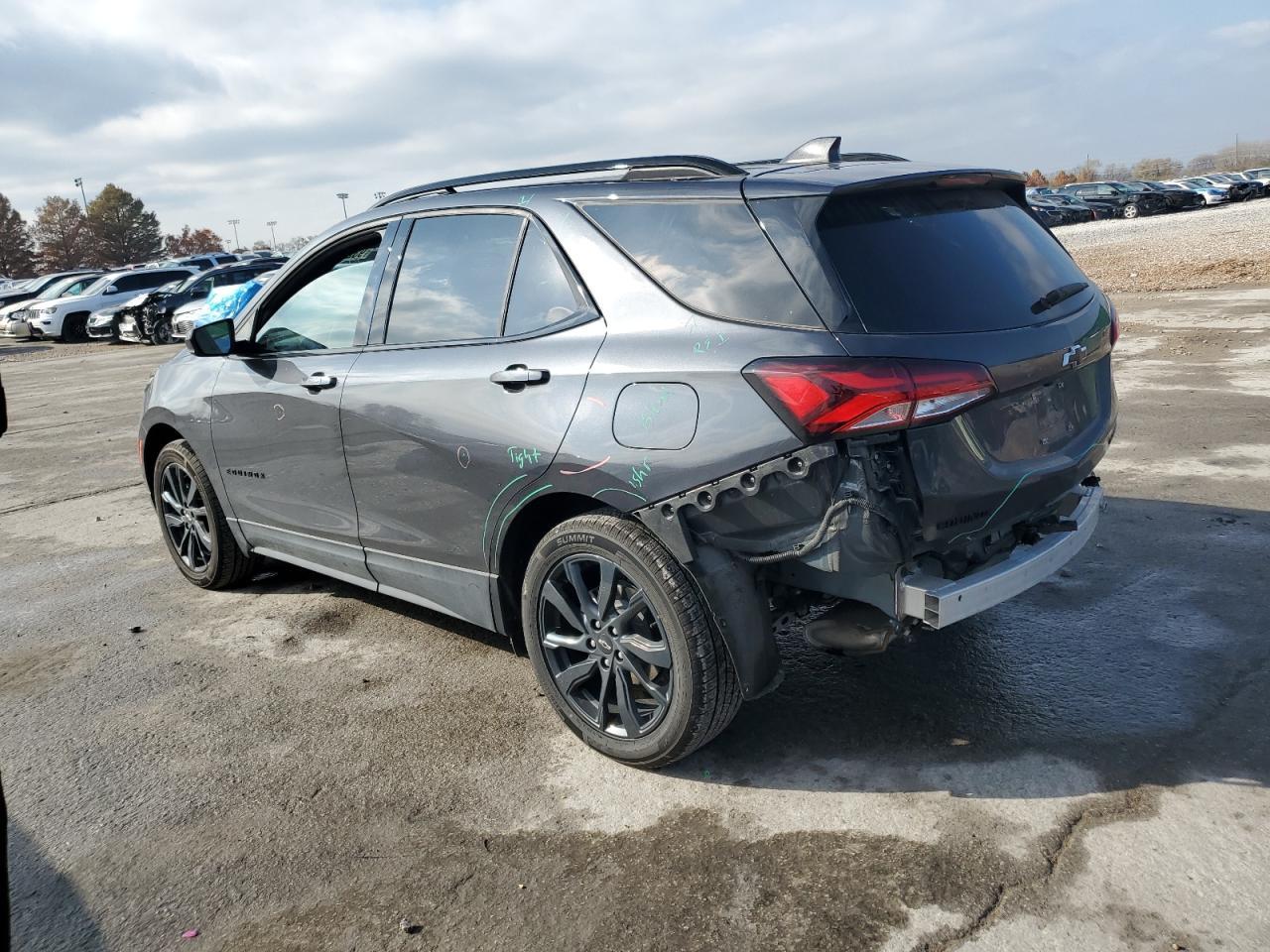 2022 Chevrolet Equinox Rs - Фото 2