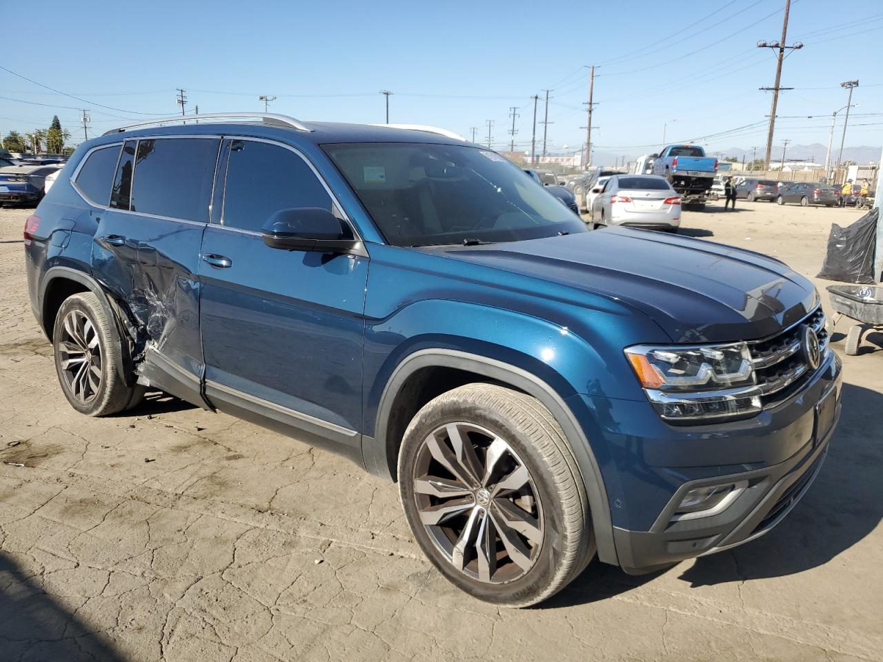 2019 Volkswagen Atlas Sel Premium - Image 4