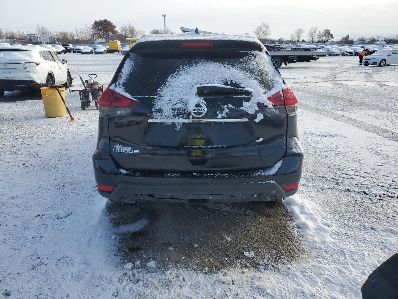 2019 Nissan Rogue S - Image 6