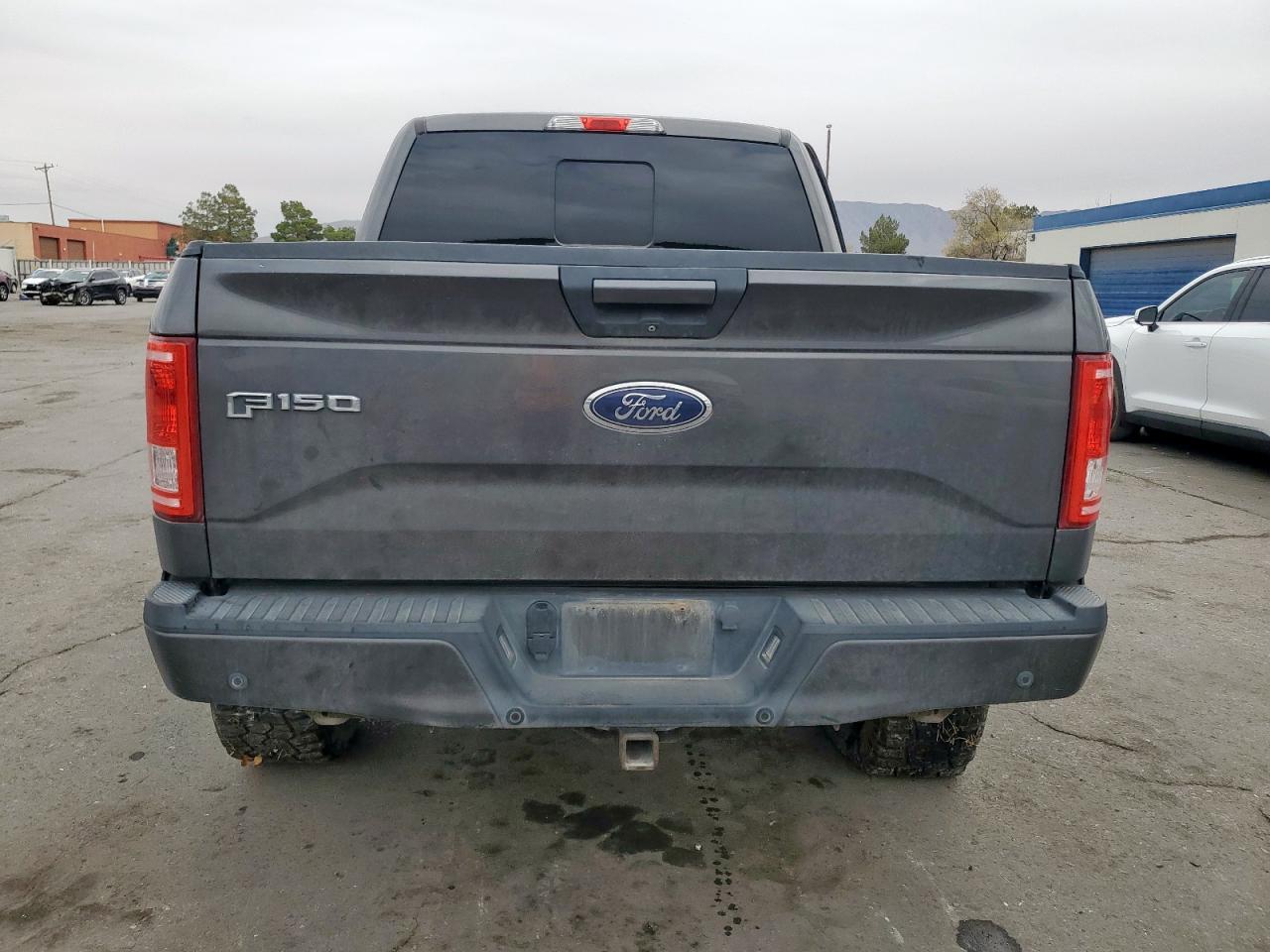 2015 Ford F150 Supercrew - Image 6