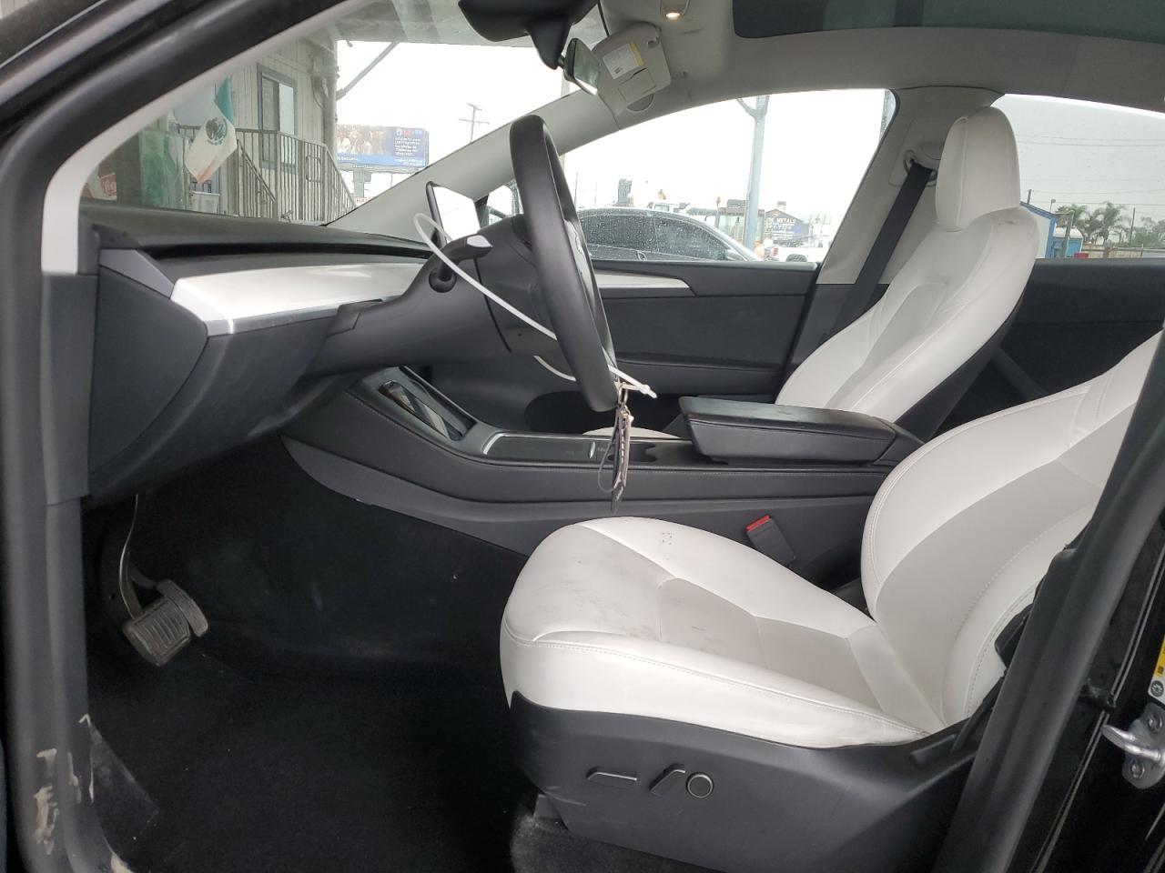 2023 Tesla Model Y - Фото 7