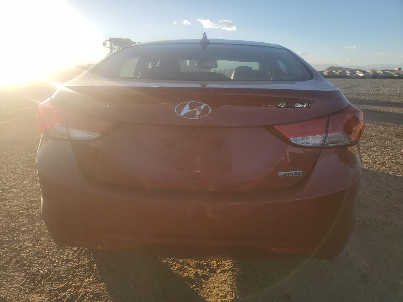 2012 Hyundai Elantra Gls - Фото 6