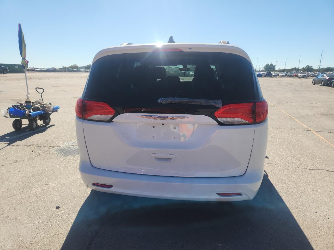 2021 Chrysler Voyager Lxi - Image 6