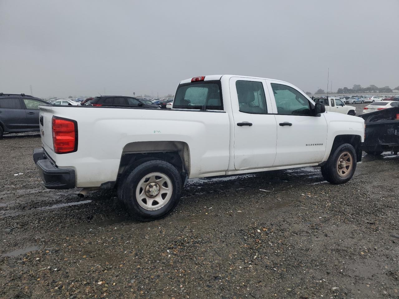 2014 Chevrolet Silverado C1500 - Image 3