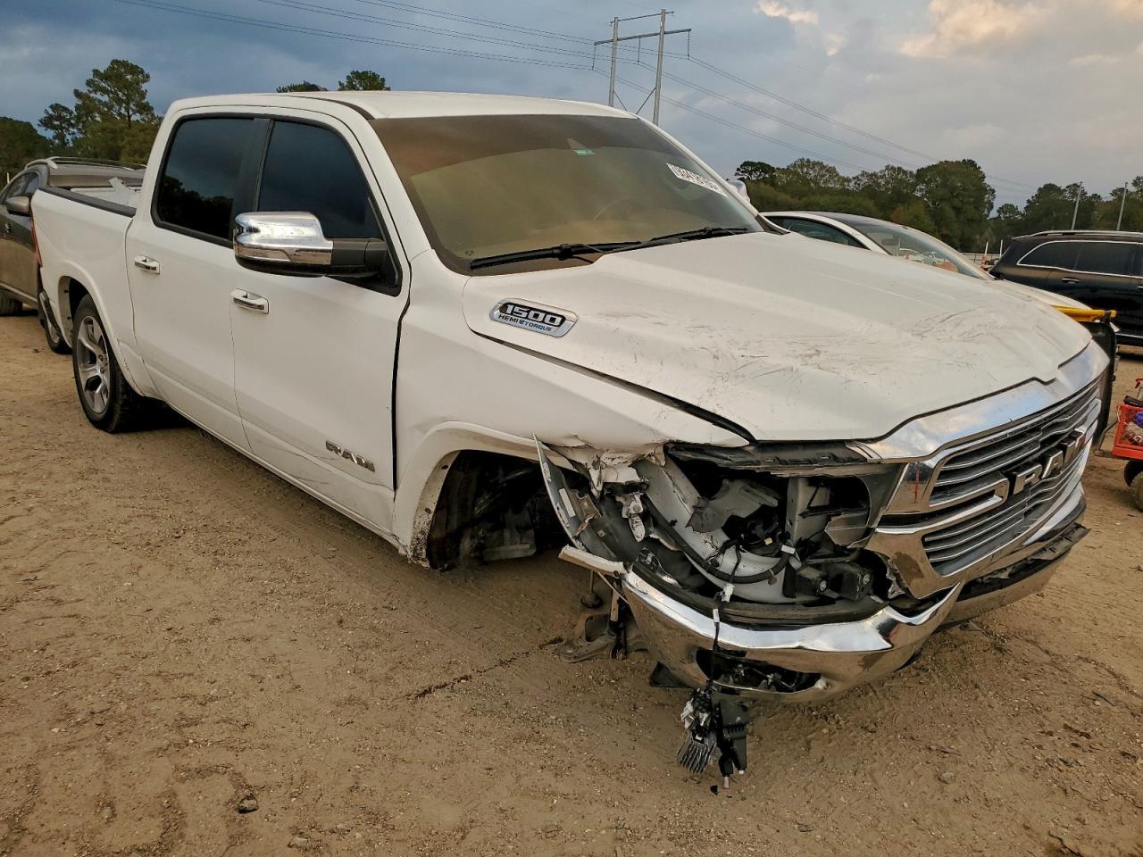 2021 Ram 1500 Laramie - Фото 4