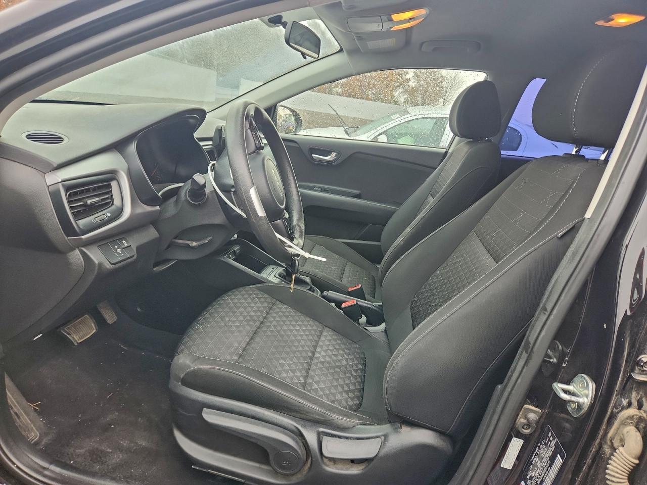 2022 Kia Rio Lx - Image 7