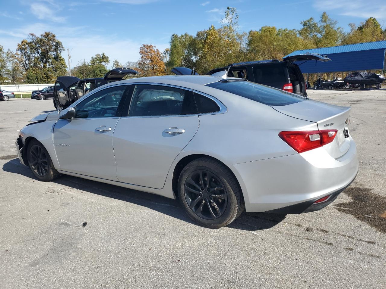 2018 Chevrolet Malibu Lt - Фото 2