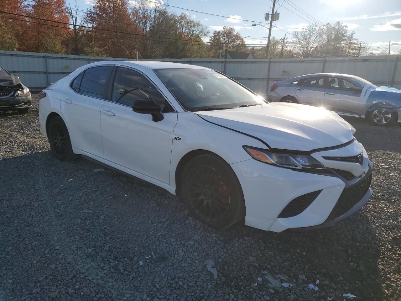 2019 Toyota Camry L - Фото 4
