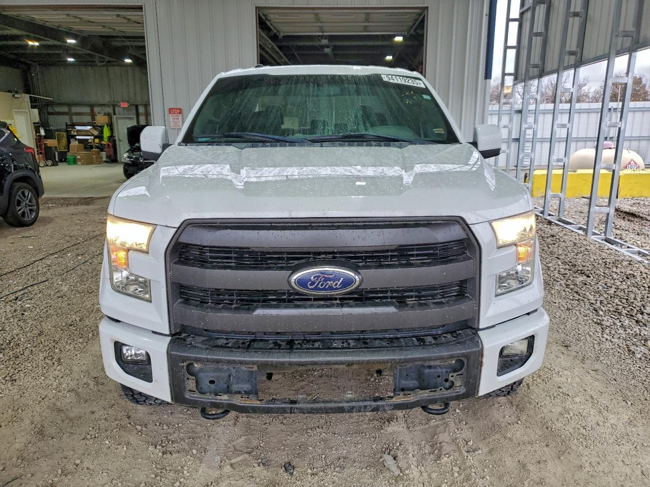 2015 Ford F150 Supercrew - Фото 5