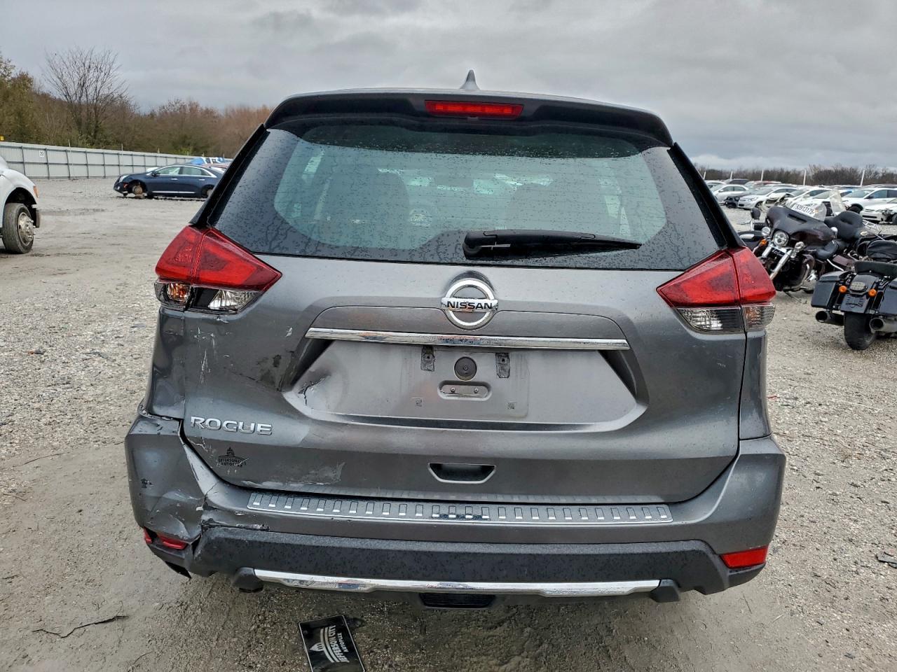 2018 Nissan Rogue S - Image 6