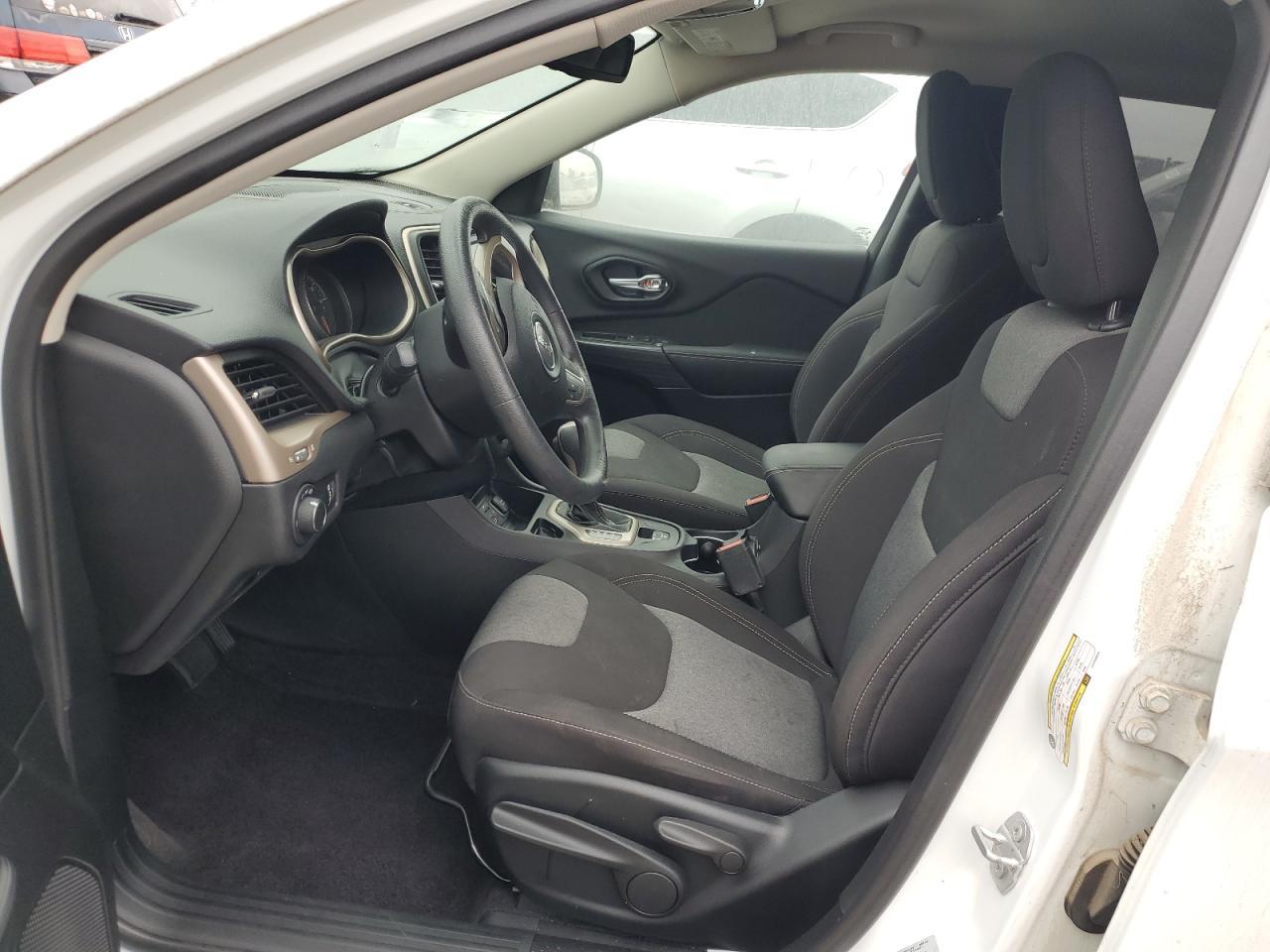 2017 Jeep Cherokee Sport - Фото 7