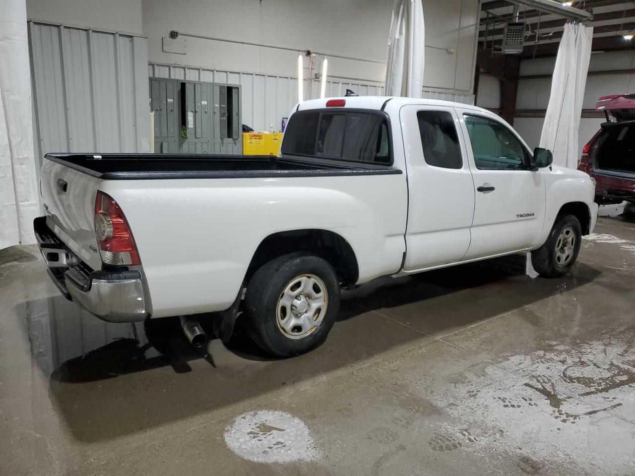 2015 Toyota Tacoma Access Cab - Фото 3