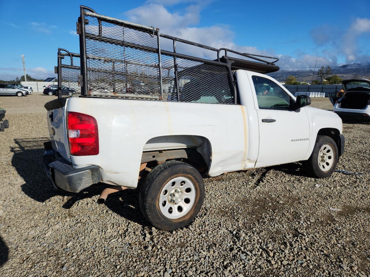 2008 Chevrolet Silverado C1500 - Image 3