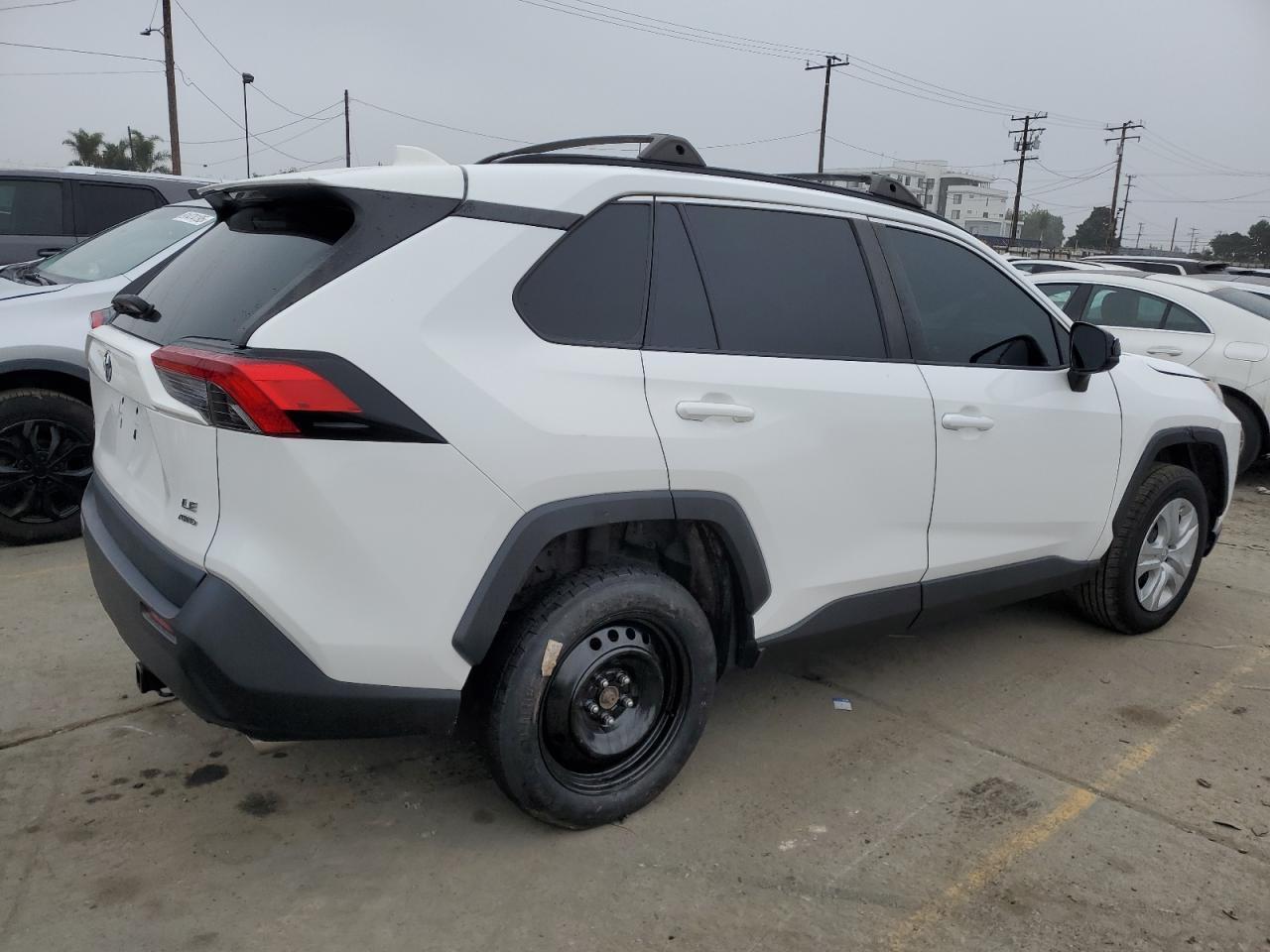 2019 Toyota Rav4 Le - Image 3