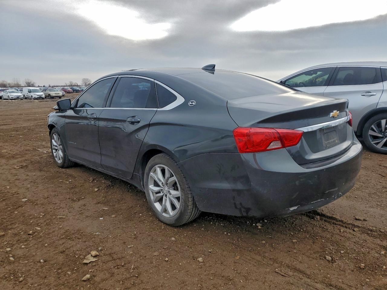 2019 Chevrolet Impala Lt - Фото 2