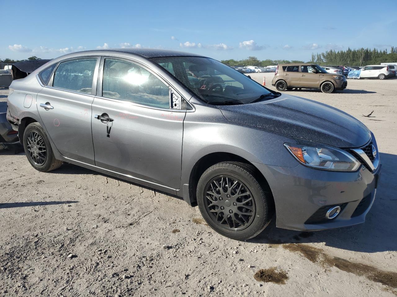 2017 Nissan Sentra S - Image 4