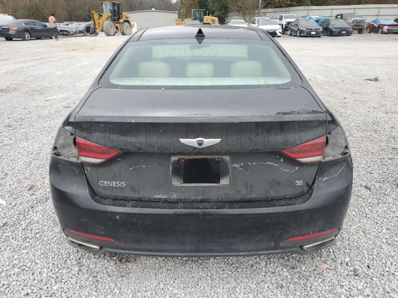 2015 Hyundai Genesis 3.8L - Фото 6