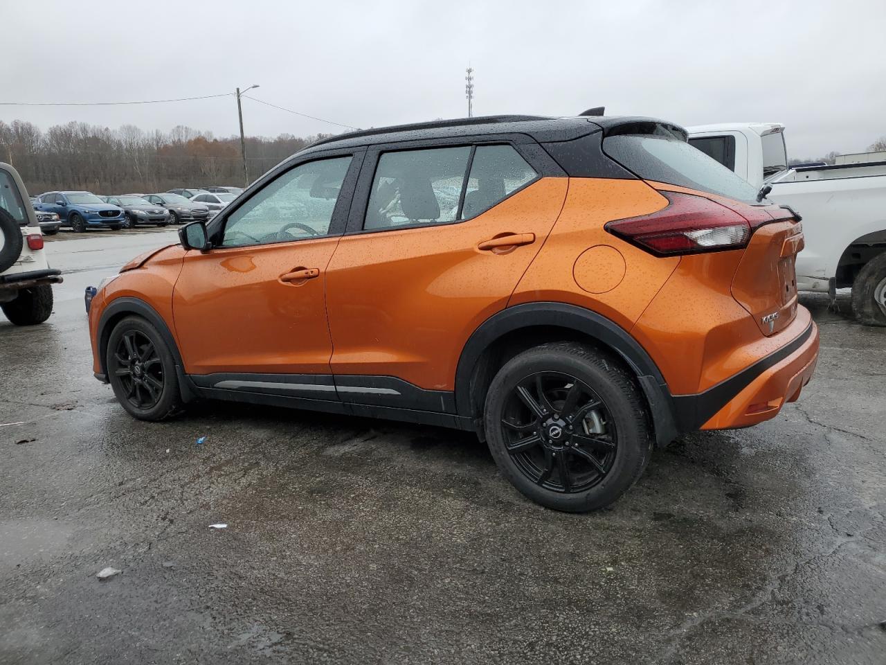 2023 Nissan Kicks Sr - Фото 2