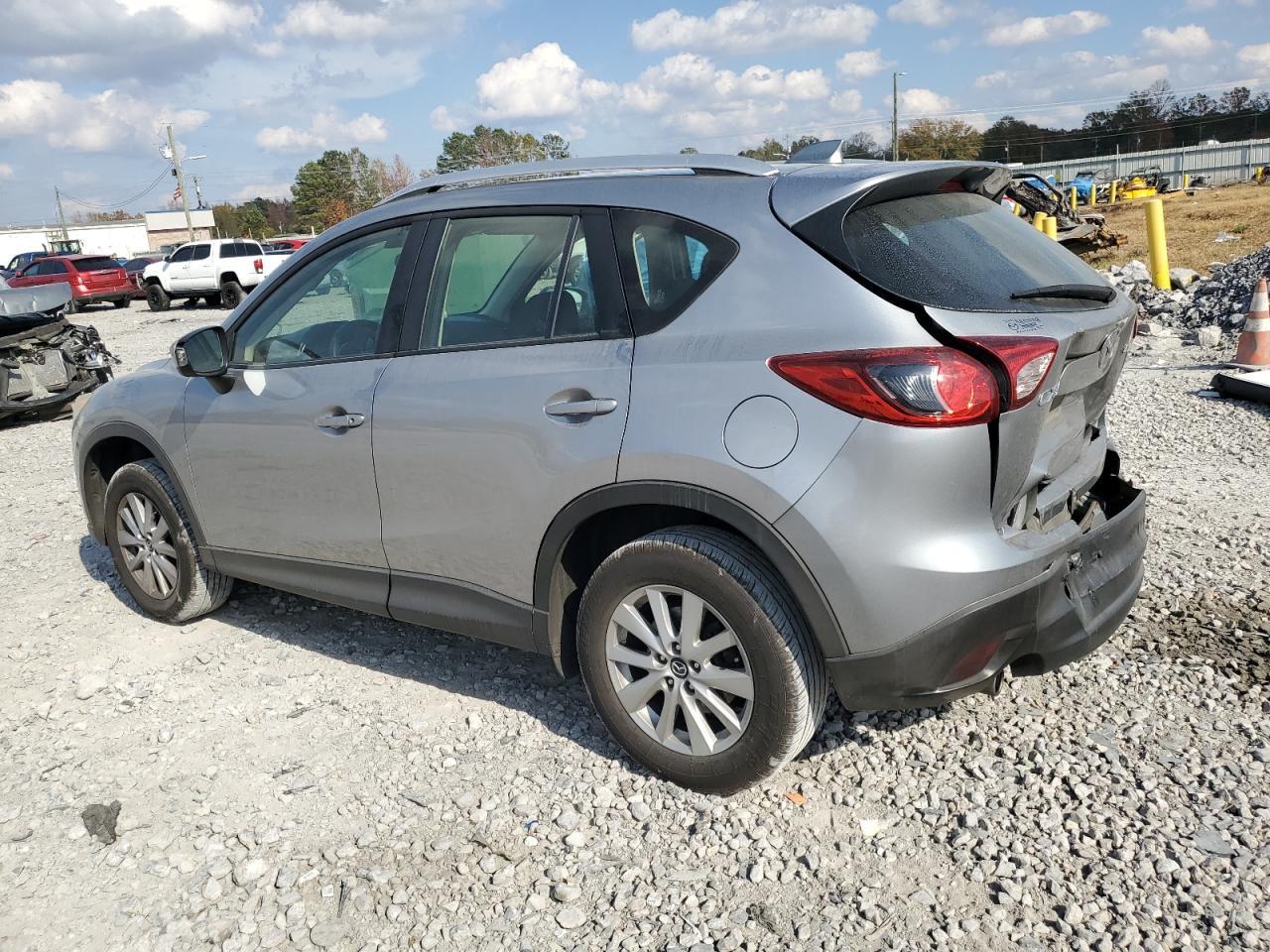 2015 Mazda Cx-5 Sport - Image 2