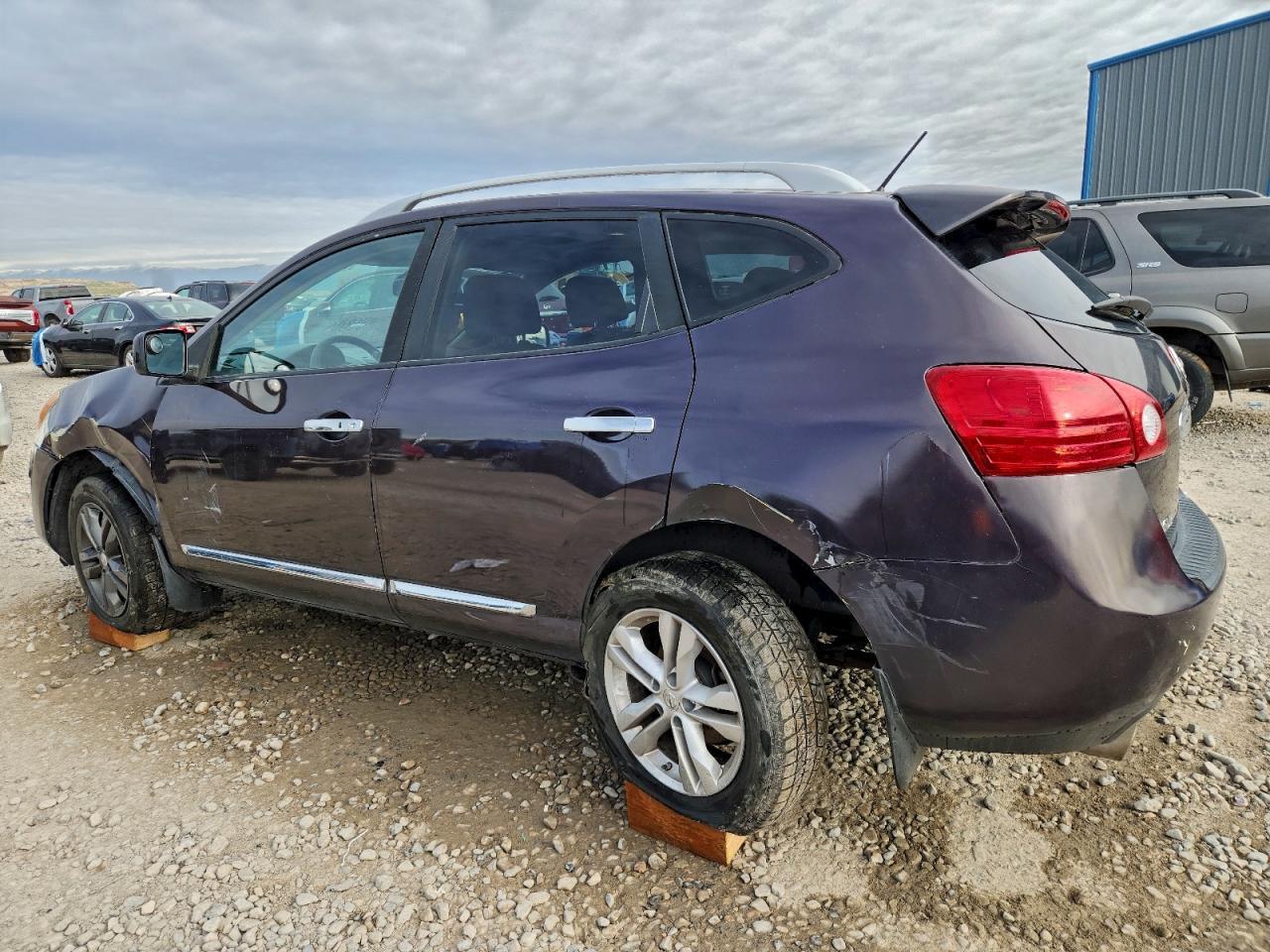 2013 Nissan Rogue S - Image 2