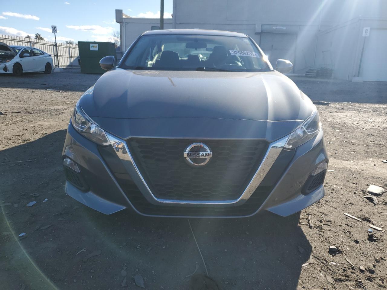 2020 Nissan Altima S - Фото 5