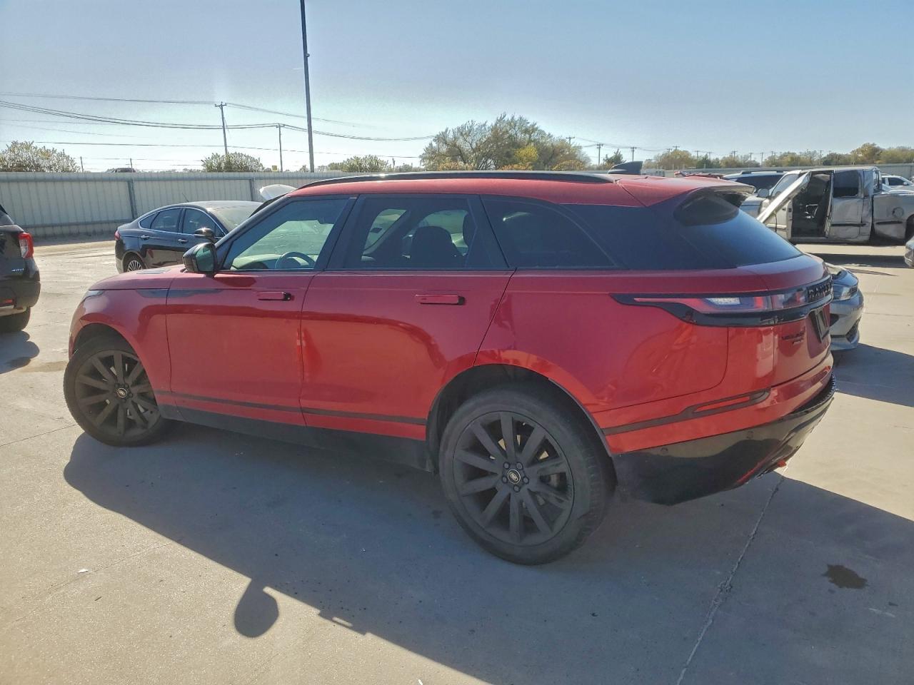 2019 Land Rover Range Rover Velar R-Dynamic Se - Image 2