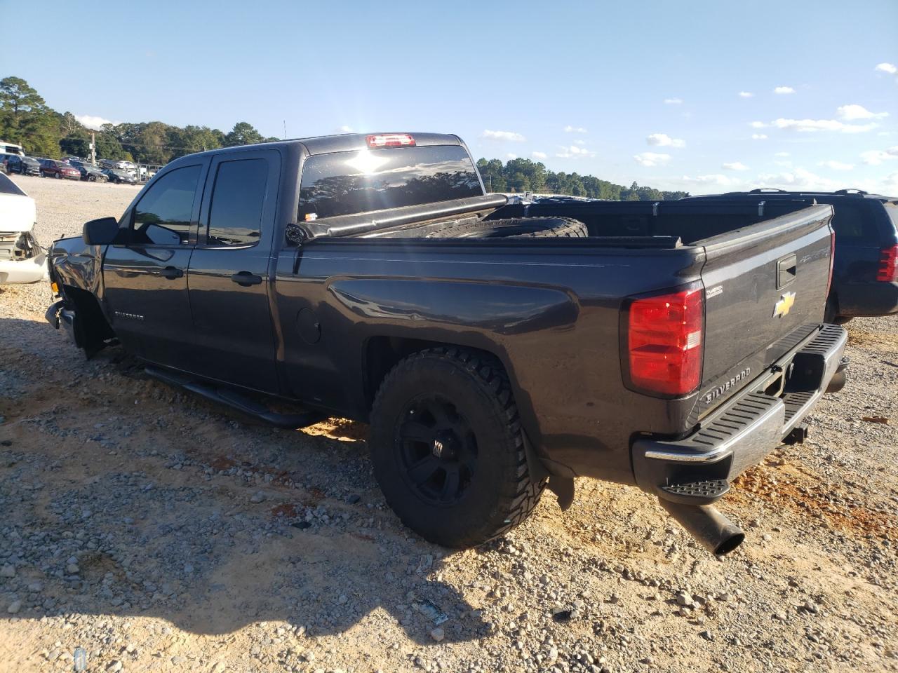 2014 Chevrolet Silverado C1500 - Image 2