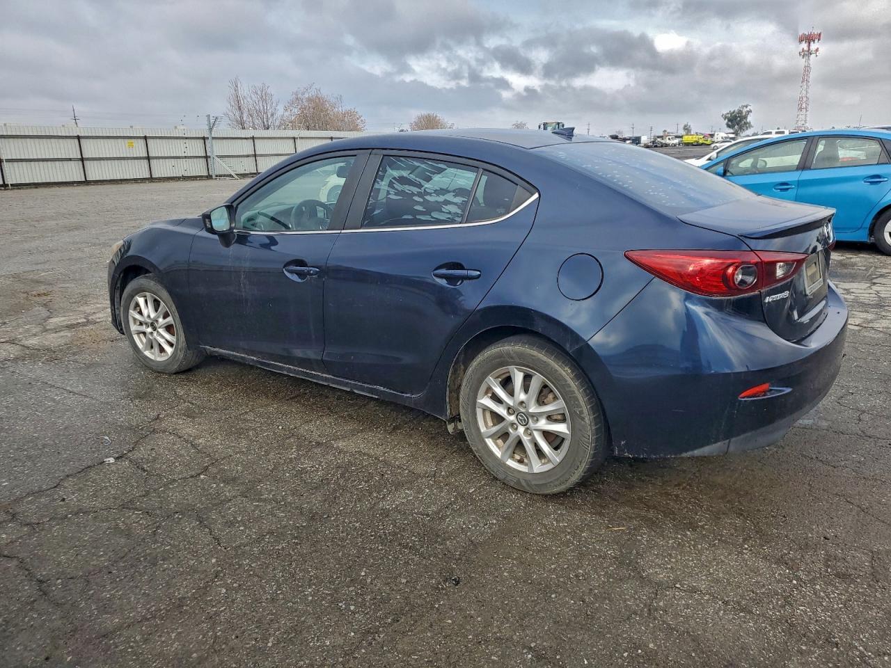 2016 Mazda Mazda3 - Фото 2