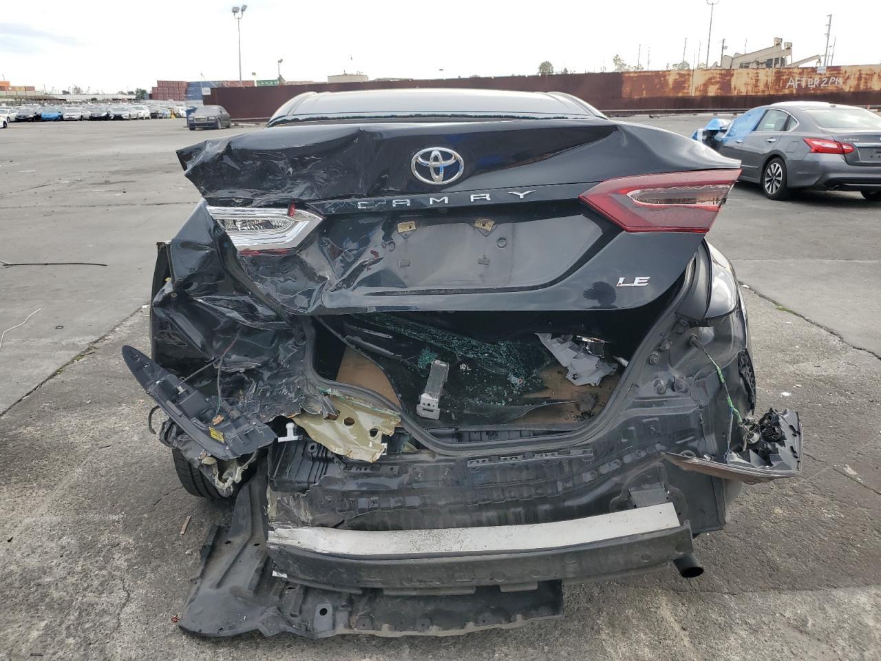 2018 Toyota Camry L - Фото 6