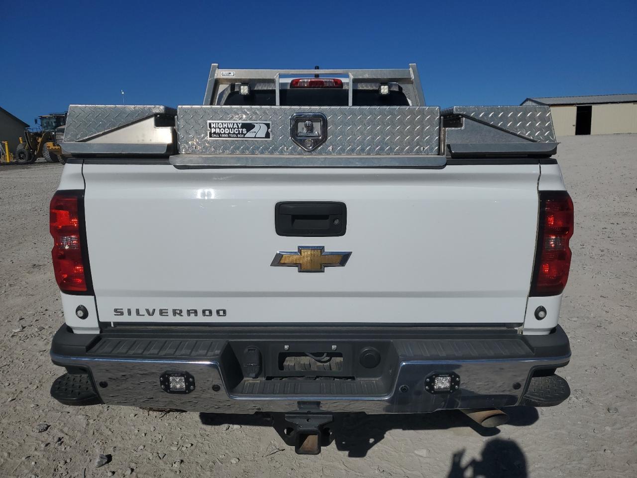 2019 Chevrolet Silverado K2500 Heavy Duty - Image 6