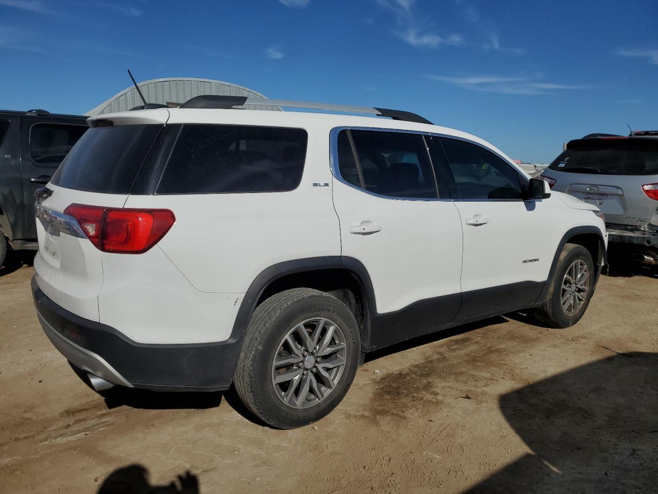 2019 GMC Acadia Sle - Image 3