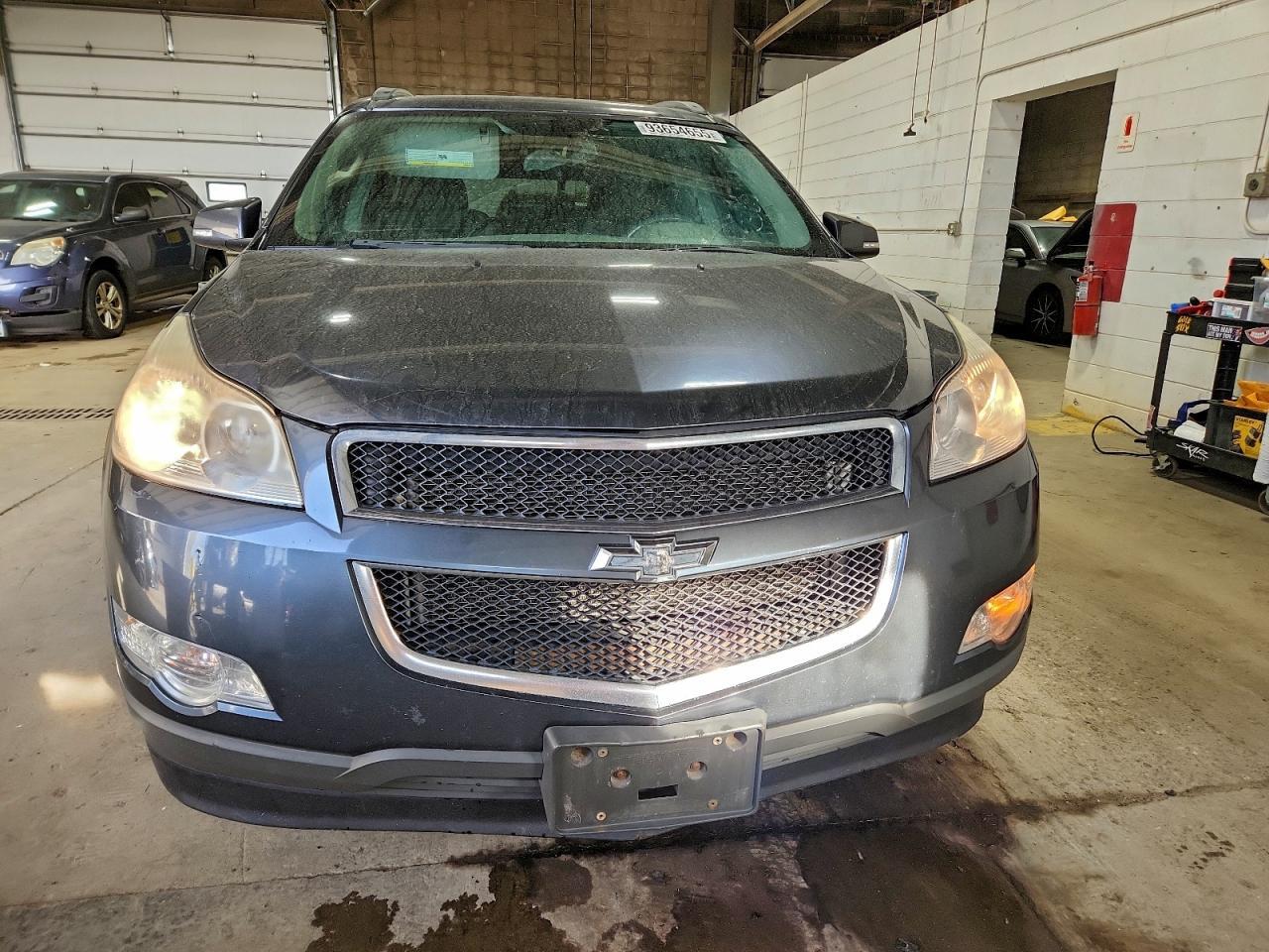 2011 Chev Traverse L - Фото 5