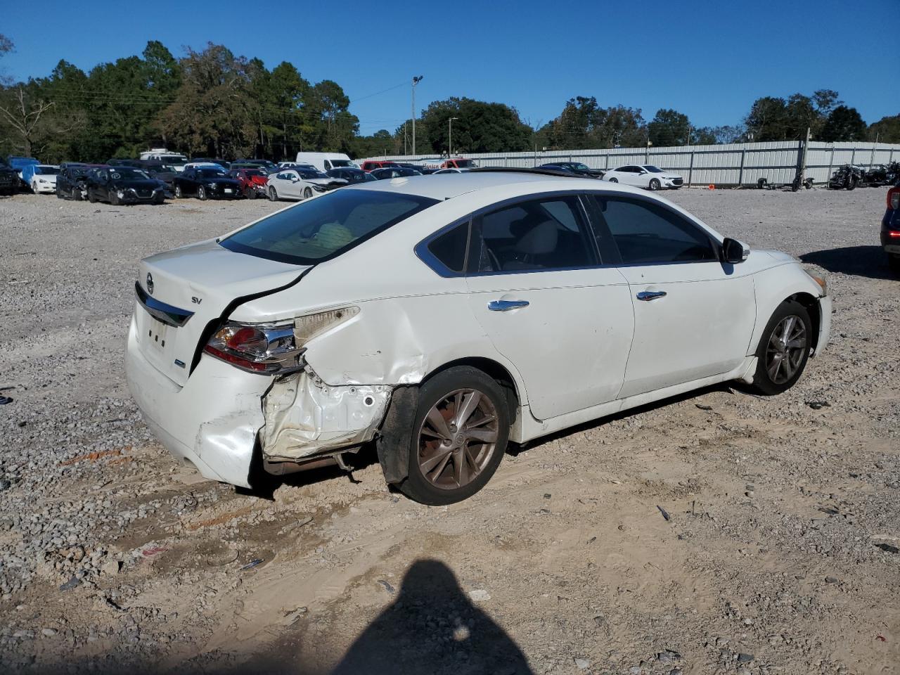 2014 Nissan Altima 2.5 - Image 3