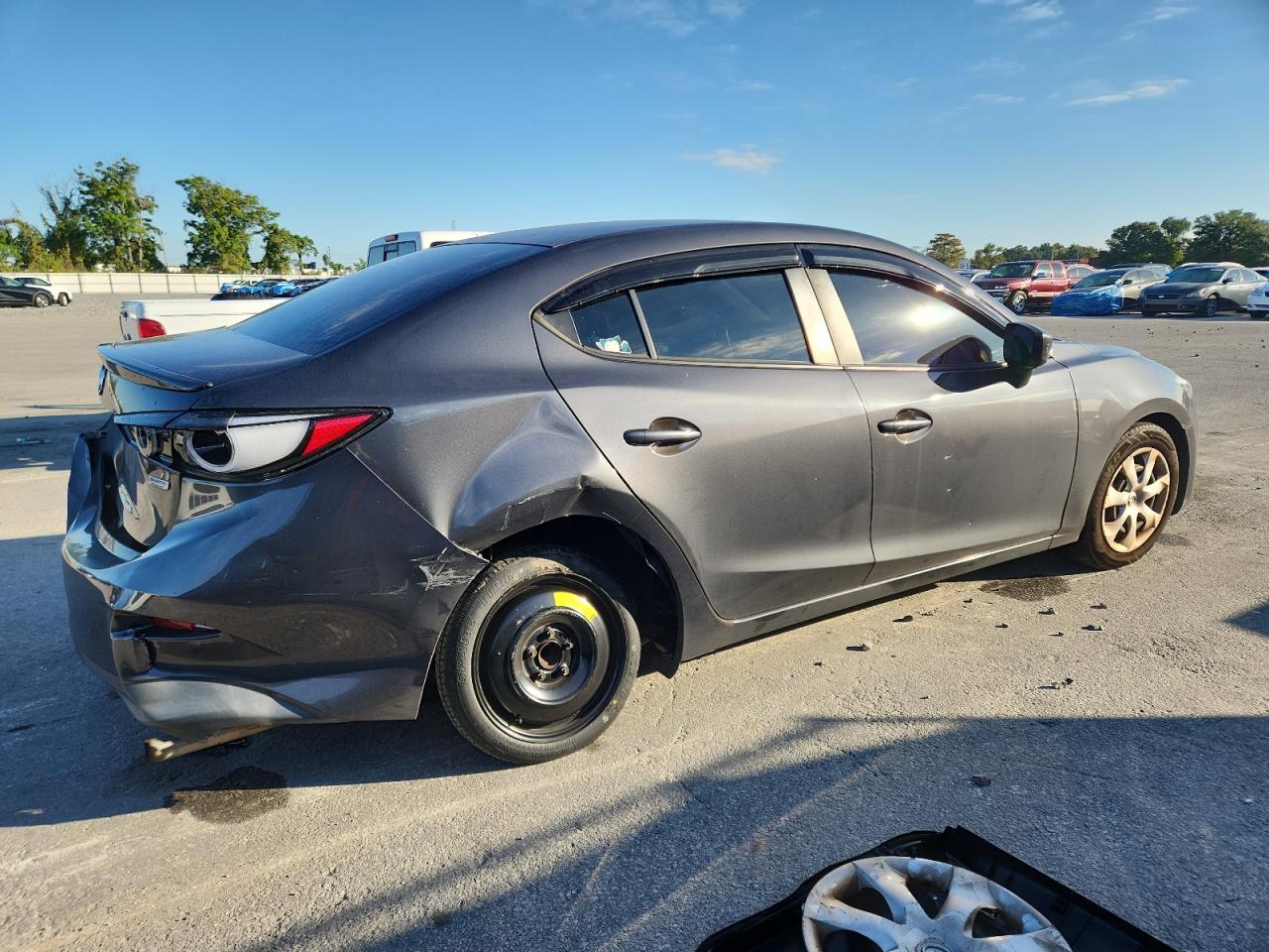 2016 Mazda 3 Sport - Image 3