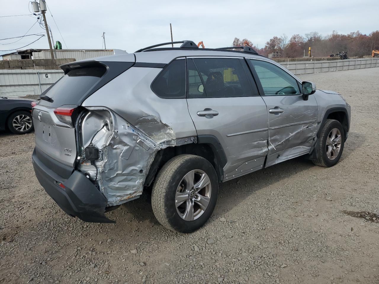 2023 Toyota Rav4 Xle - Фото 3