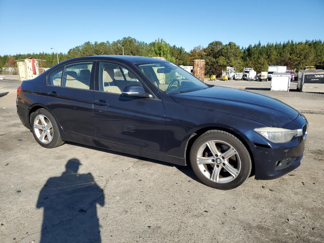 2014 BMW 328 Xi Sulev - Image 4