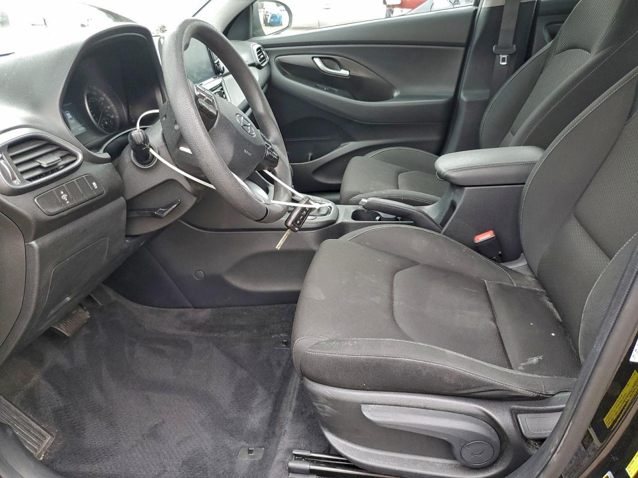 2020 Hyundai Elantra Gt - Image 7