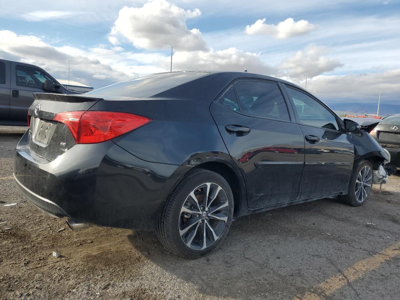 2018 Toyota Corolla Se - Image 3