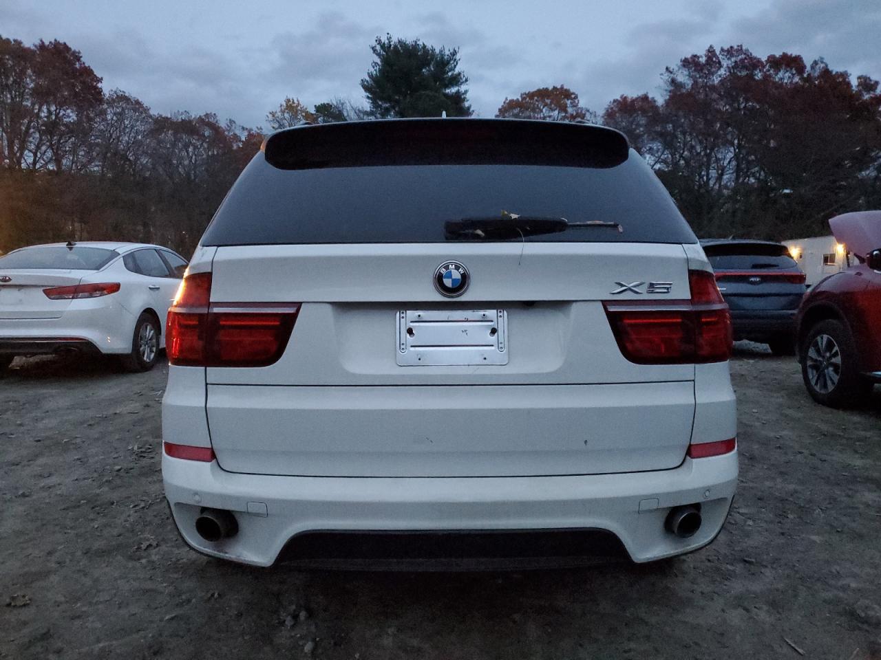 2012 BMW X5 xDrive35I - Image 6