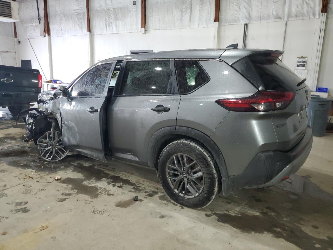 2023 Nissan Rogue S - Фото 2