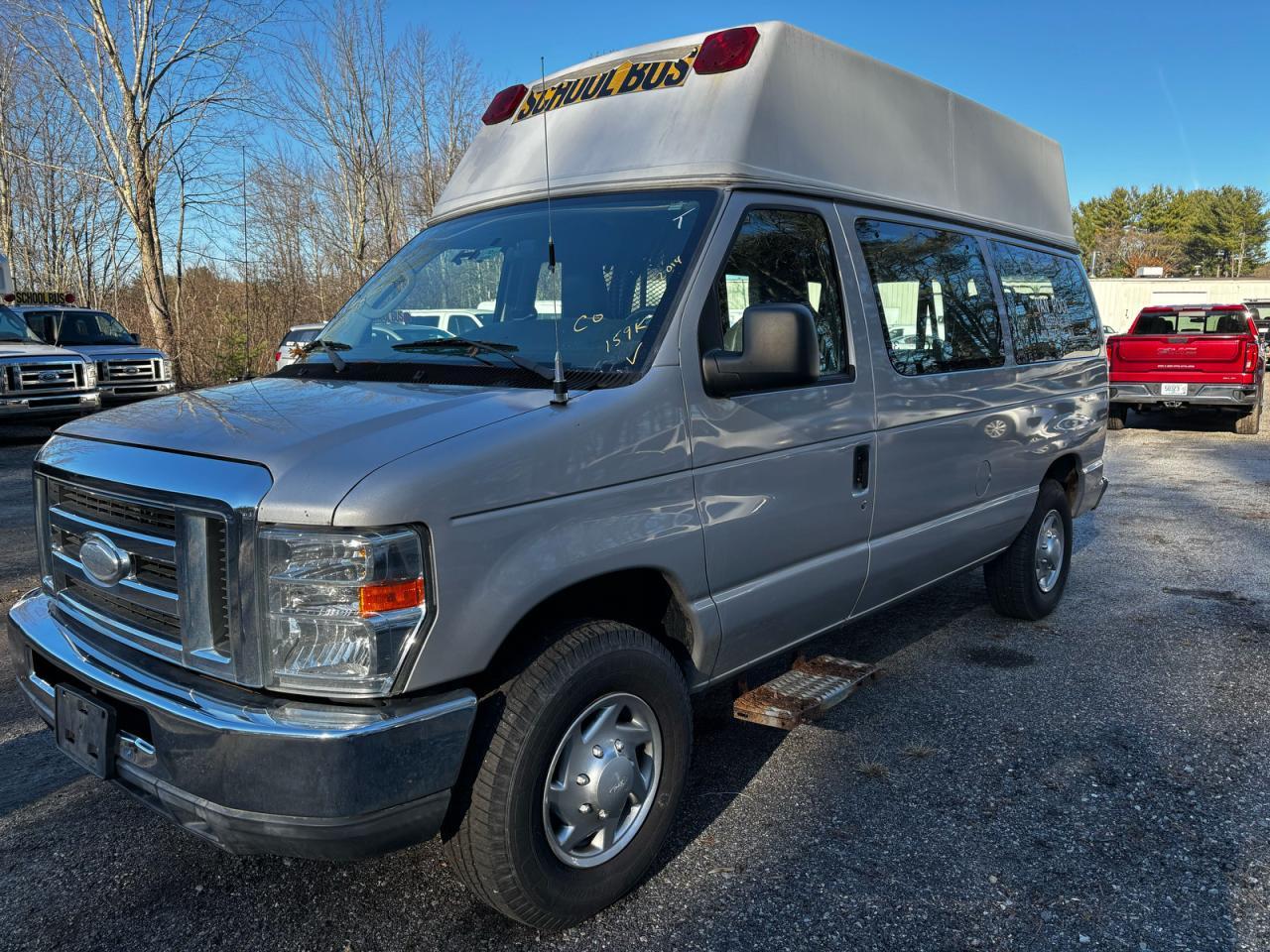 2014 Ford Econoline E250 Van - Фото 2